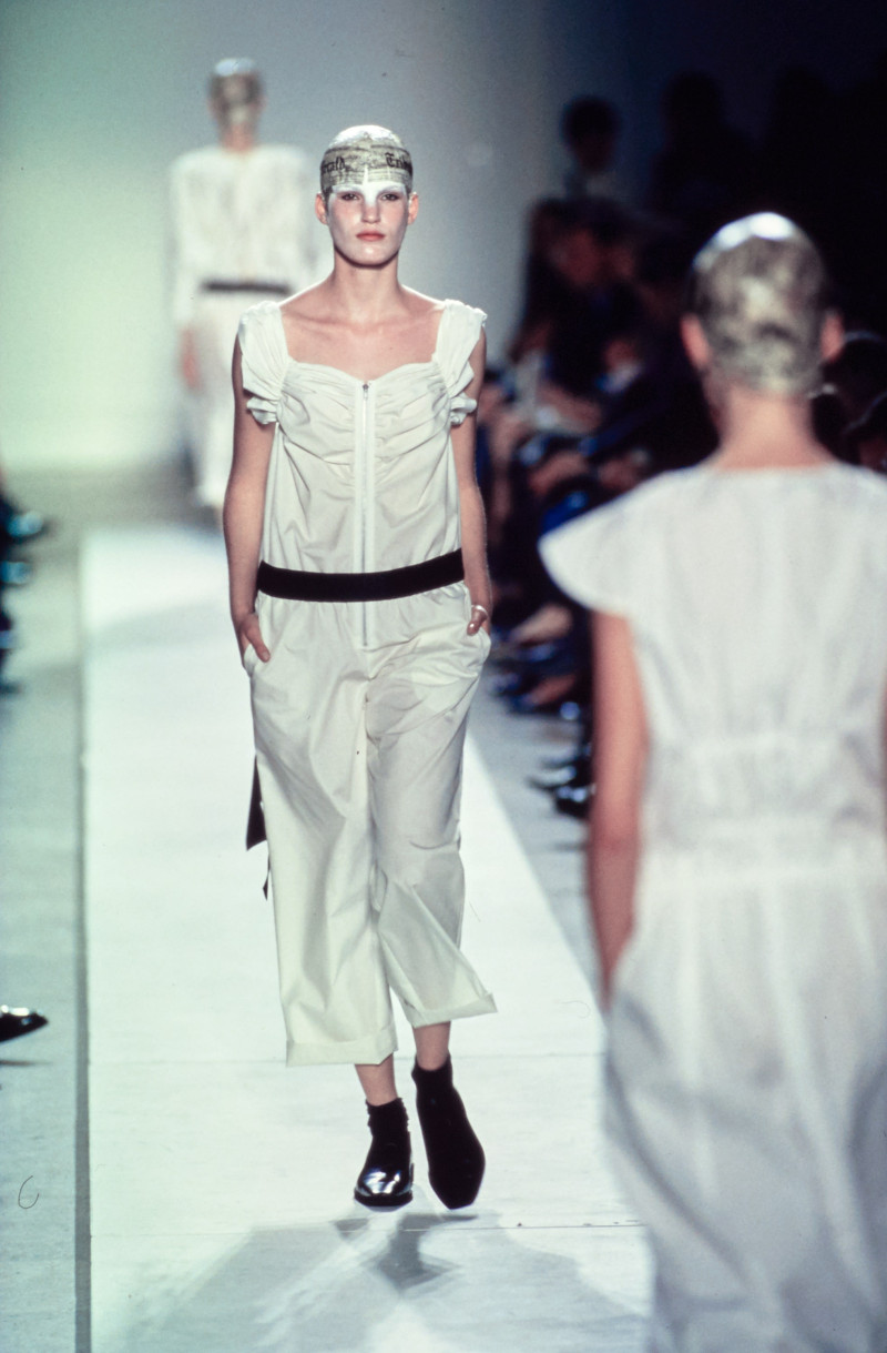Comme Des Garcons fashion show for Spring/Summer 2002
