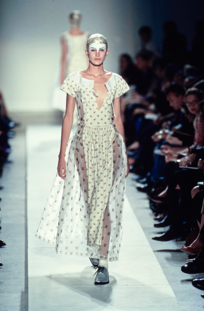 Comme Des Garcons fashion show for Spring/Summer 2002