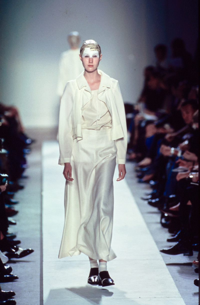 Comme Des Garcons fashion show for Spring/Summer 2002