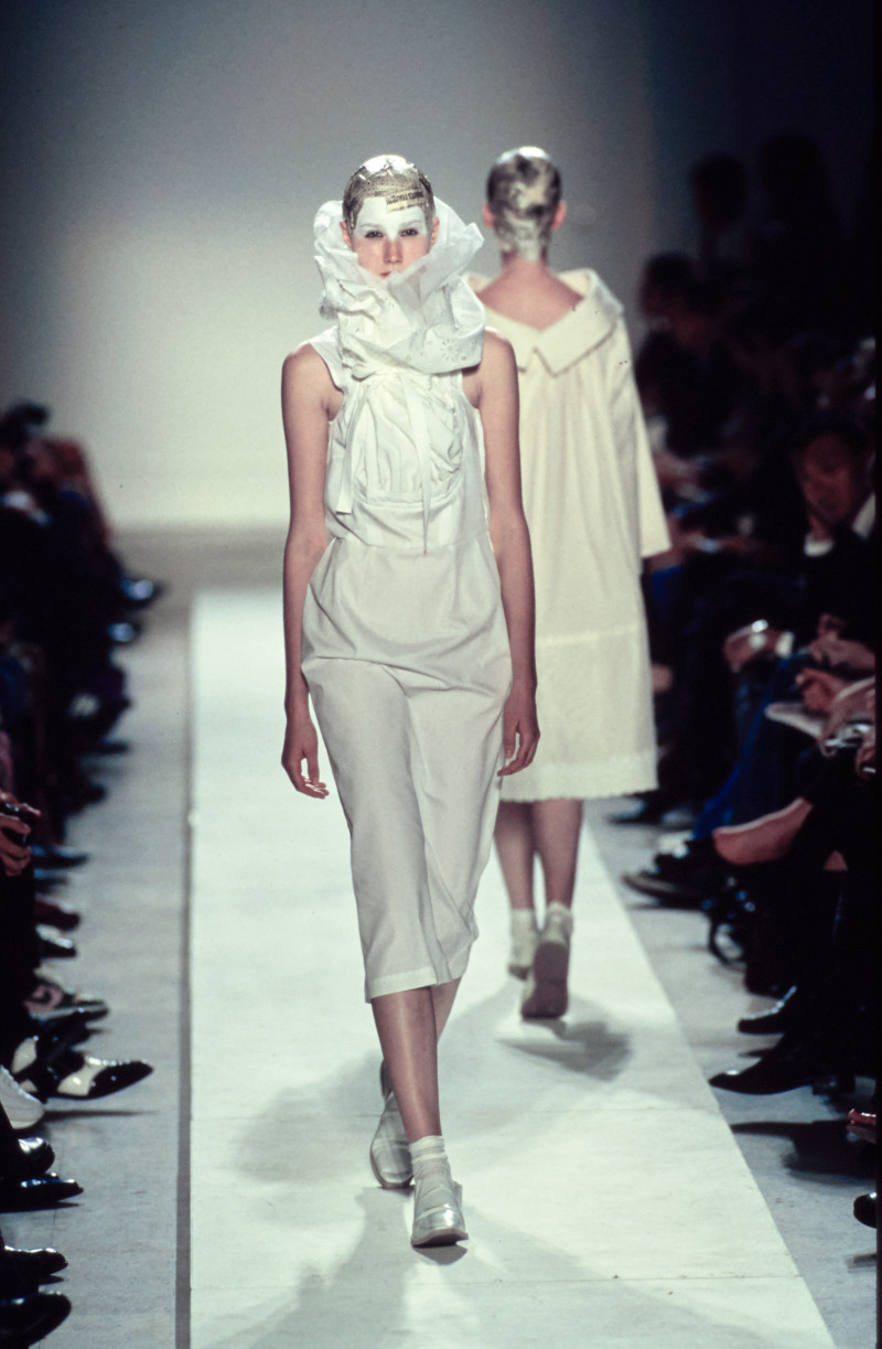 Comme Des Garcons fashion show for Spring/Summer 2002