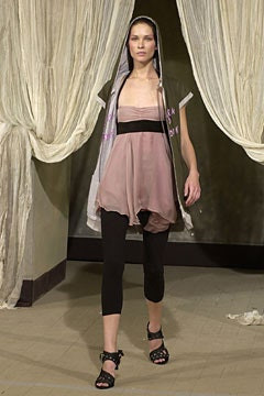 D&G fashion show for Spring/Summer 2002