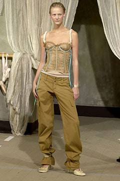 D&G fashion show for Spring/Summer 2002