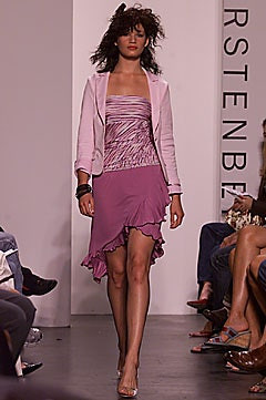 Diane Von Furstenberg fashion show for Spring/Summer 2002