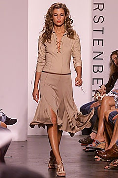 Diane Von Furstenberg fashion show for Spring/Summer 2002