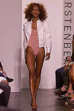 Diane Von Furstenberg fashion show for Spring/Summer 2002