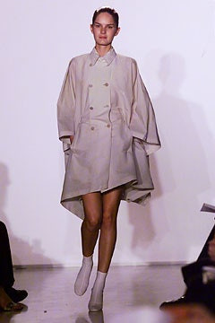 Donna Karan New York fashion show for Spring/Summer 2002