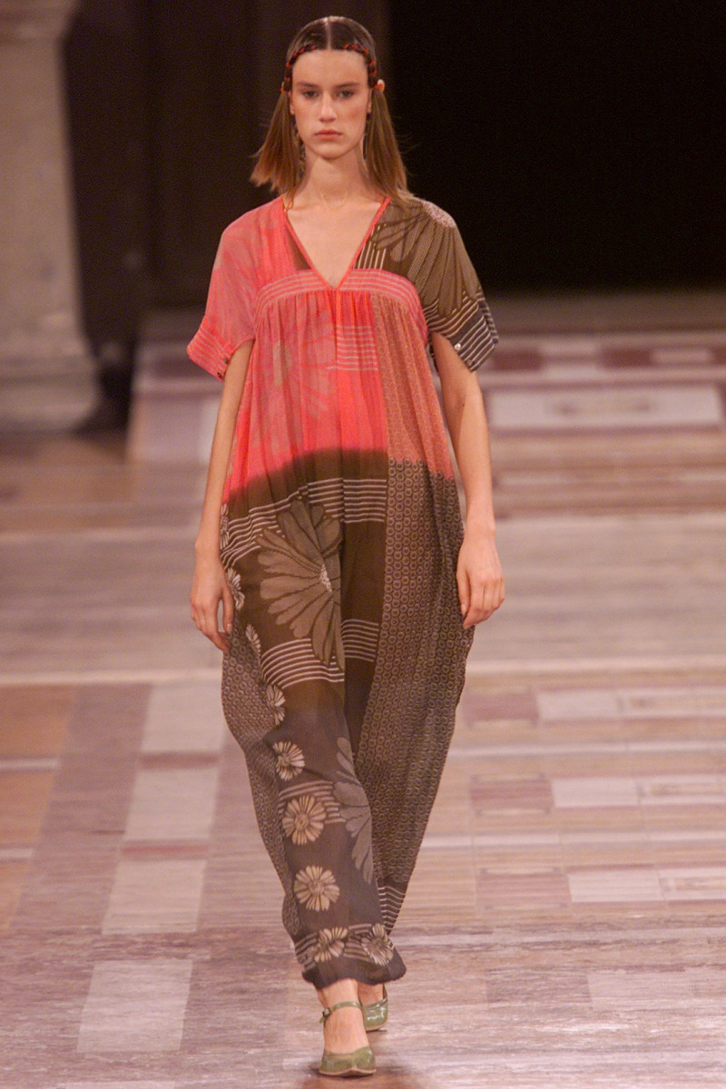Dries van Noten fashion show for Spring/Summer 2002