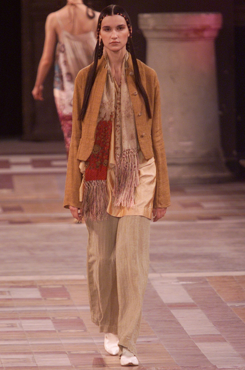 Dries van Noten fashion show for Spring/Summer 2002