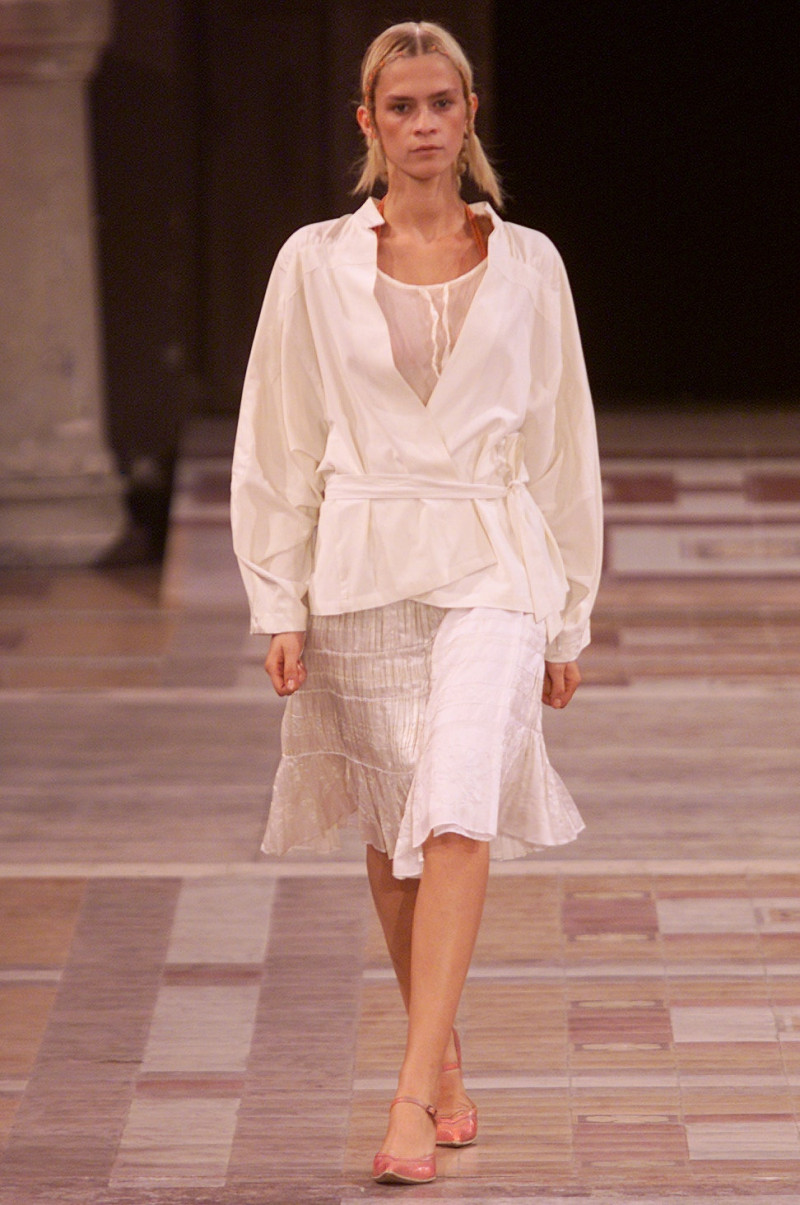 Dries van Noten fashion show for Spring/Summer 2002