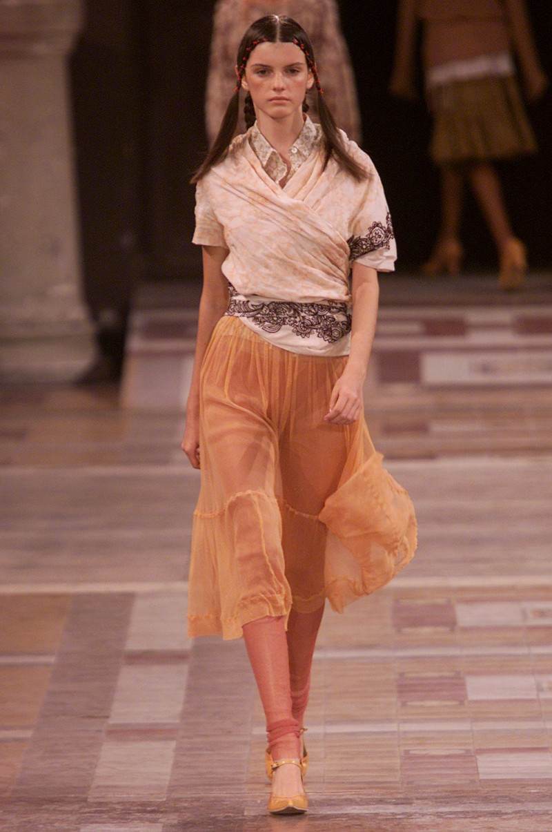 Dries van Noten fashion show for Spring/Summer 2002