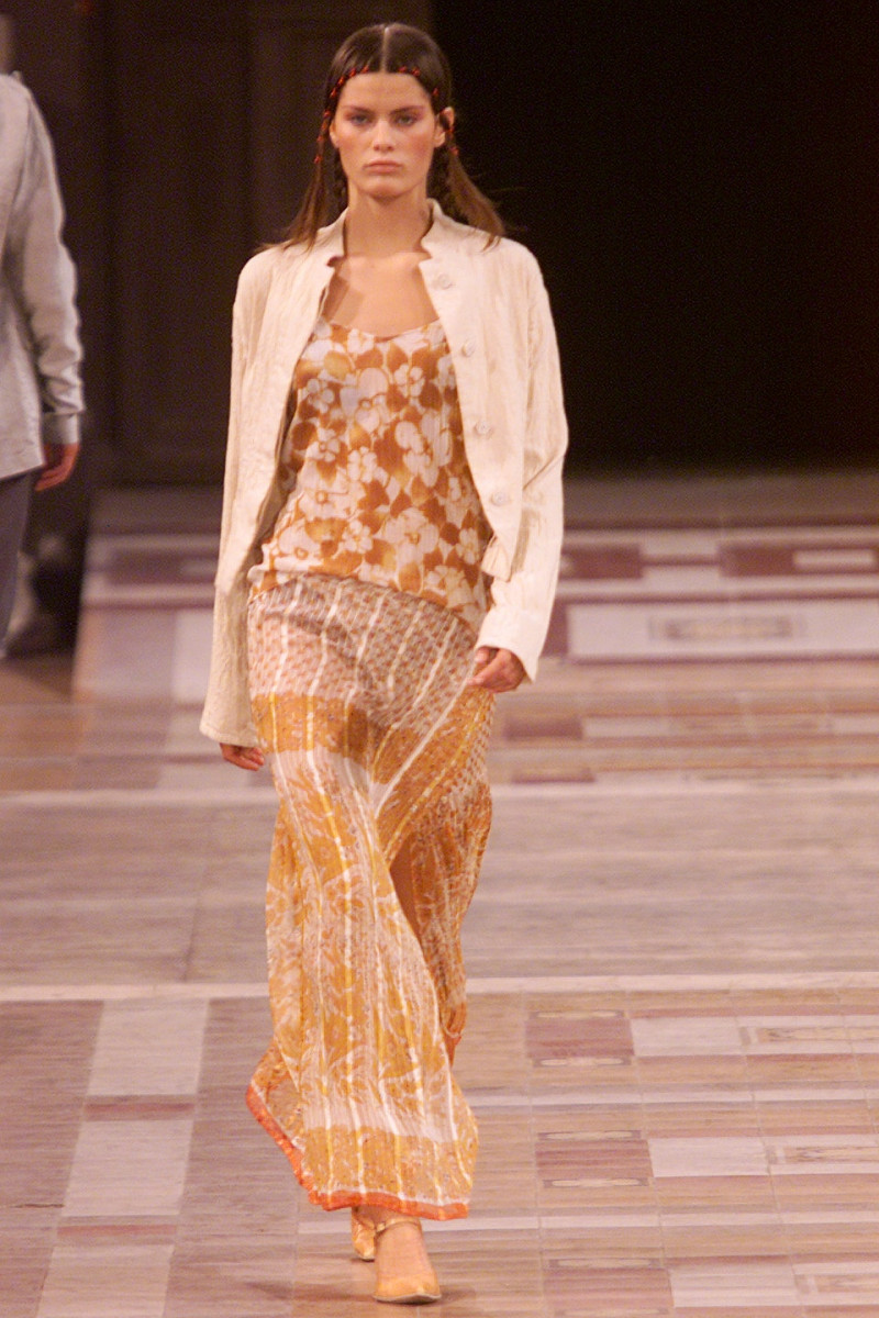 Dries van Noten fashion show for Spring/Summer 2002