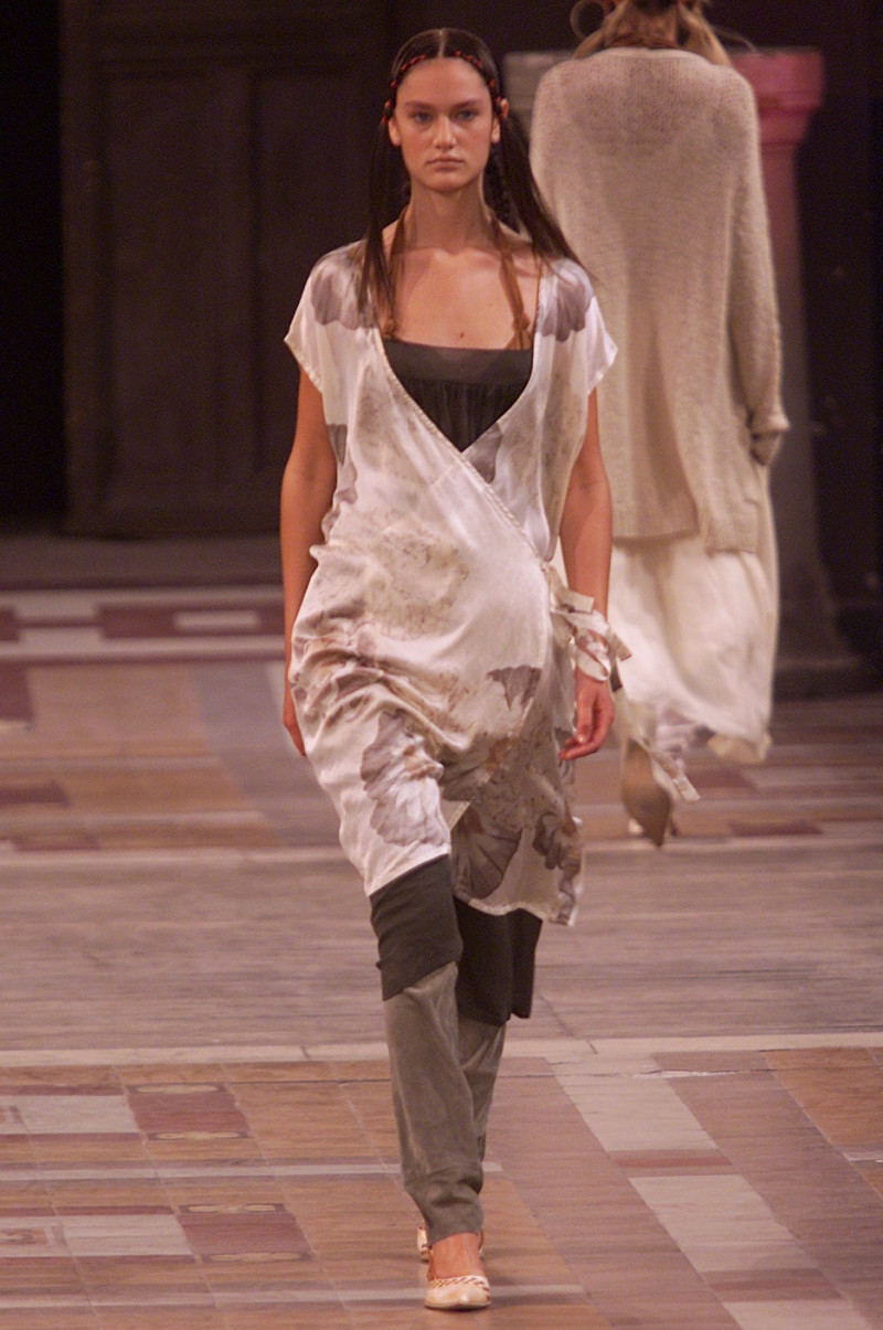 Dries van Noten fashion show for Spring/Summer 2002