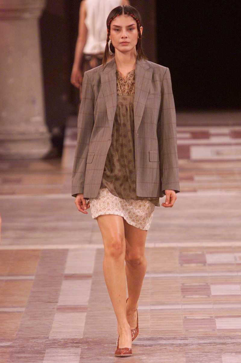 Dries van Noten fashion show for Spring/Summer 2002
