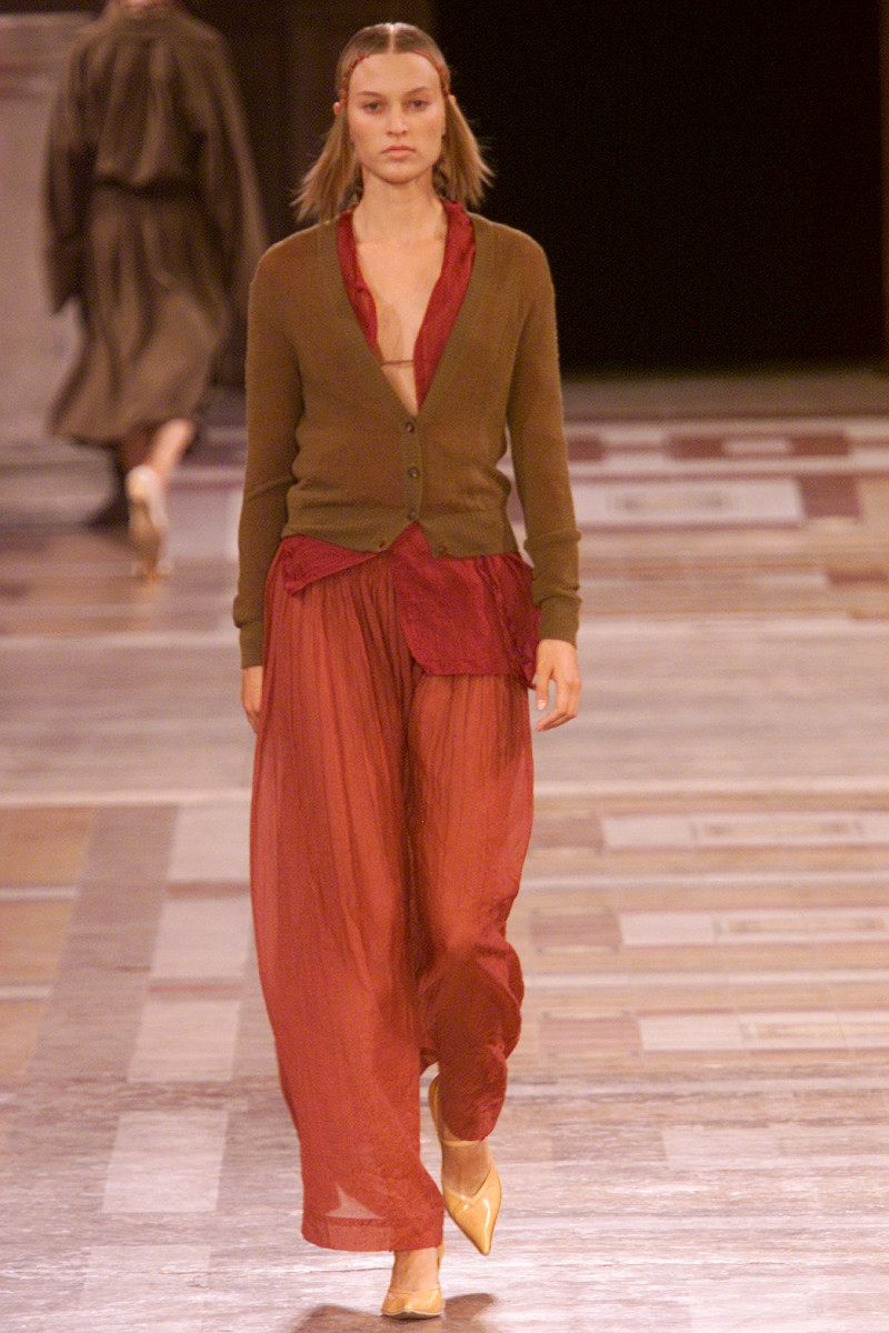 Dries van Noten fashion show for Spring/Summer 2002