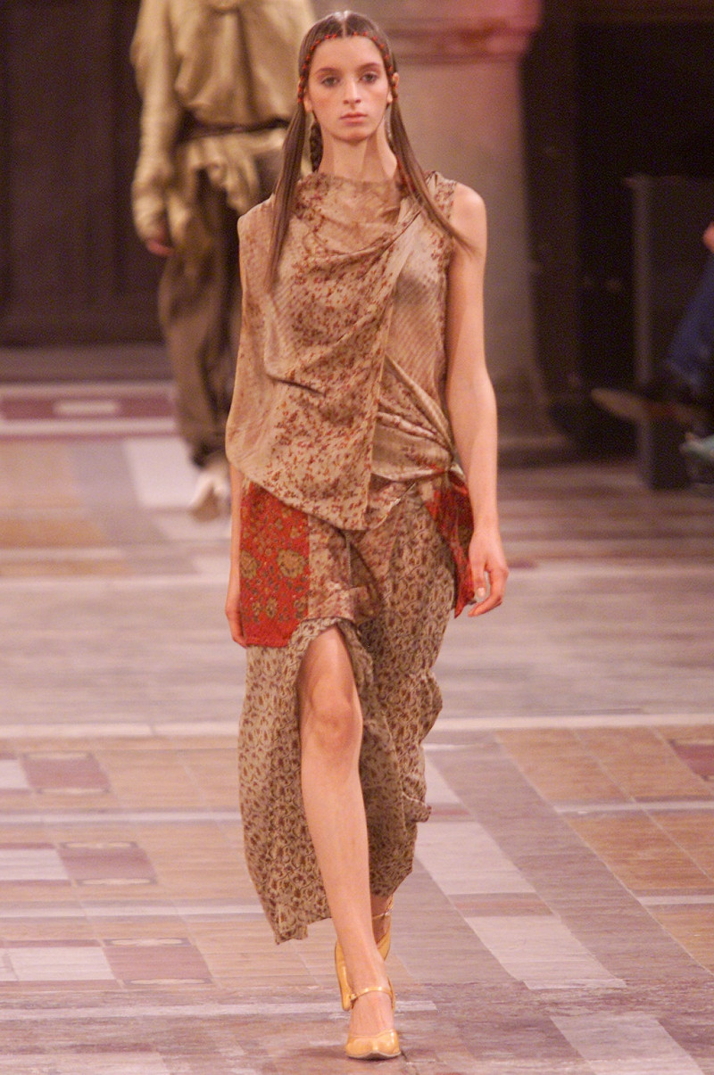 Dries van Noten fashion show for Spring/Summer 2002