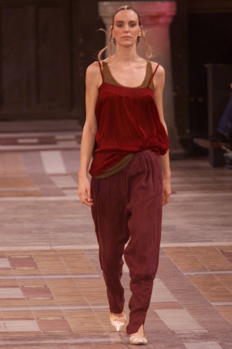 Dries van Noten fashion show for Spring/Summer 2002