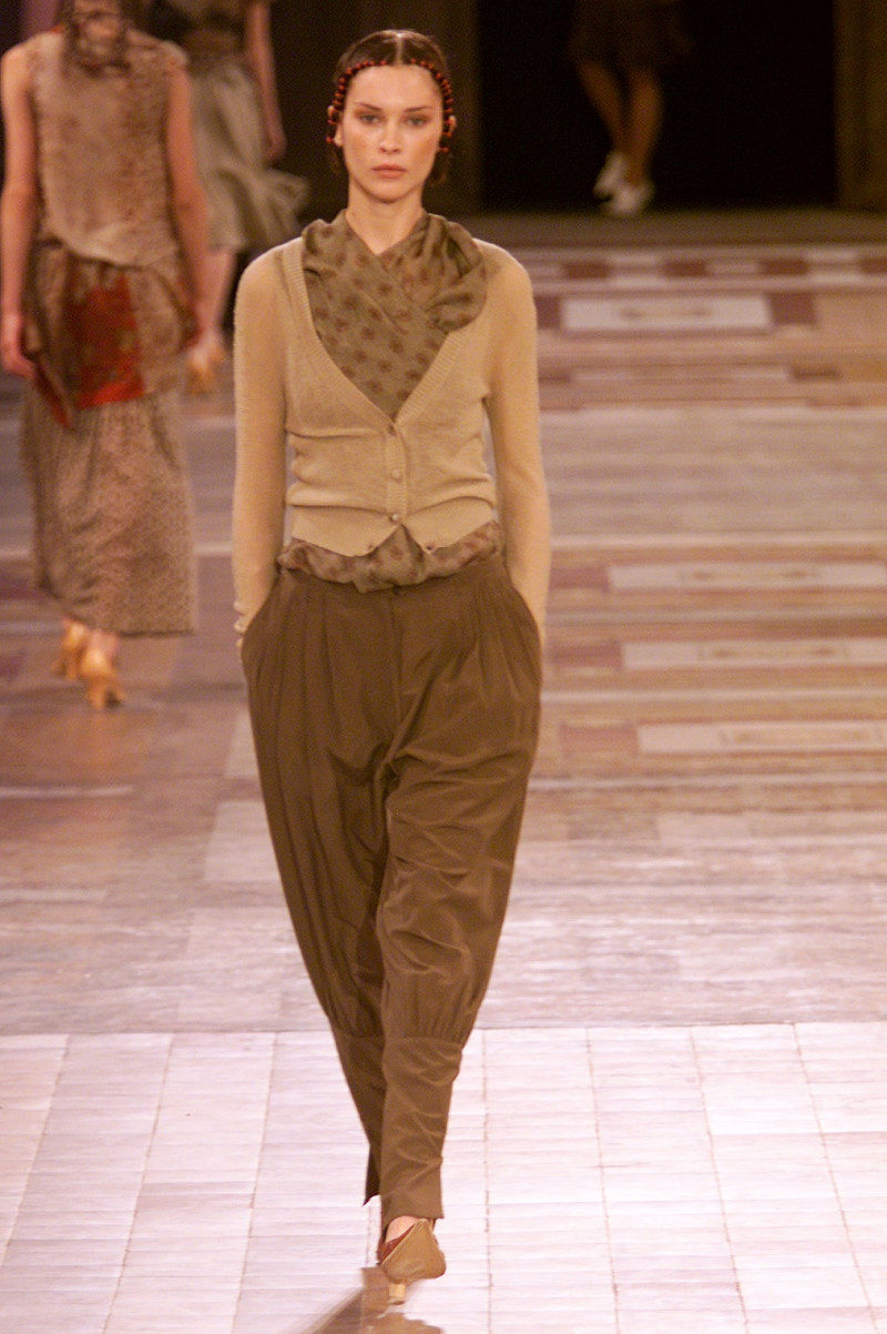 Dries van Noten fashion show for Spring/Summer 2002