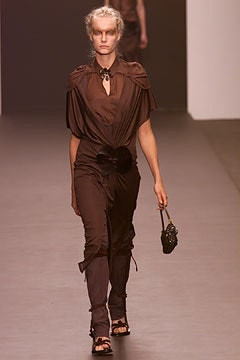 Fendi fashion show for Spring/Summer 2002