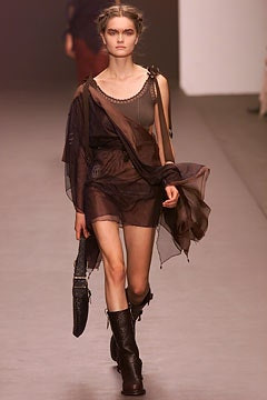 Fendi fashion show for Spring/Summer 2002