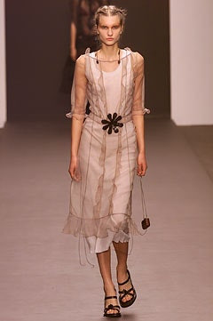 Fendi fashion show for Spring/Summer 2002
