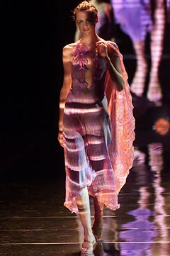Giorgio Armani fashion show for Spring/Summer 2002