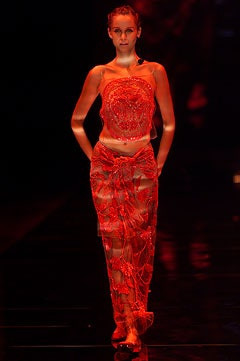 Giorgio Armani fashion show for Spring/Summer 2002