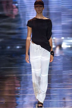 Giorgio Armani fashion show for Spring/Summer 2002