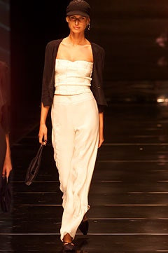 Giorgio Armani fashion show for Spring/Summer 2002