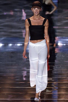 Giorgio Armani fashion show for Spring/Summer 2002