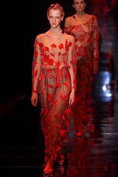Giorgio Armani fashion show for Spring/Summer 2002