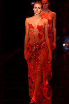 Giorgio Armani fashion show for Spring/Summer 2002