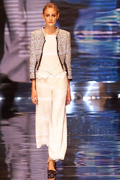 Giorgio Armani fashion show for Spring/Summer 2002