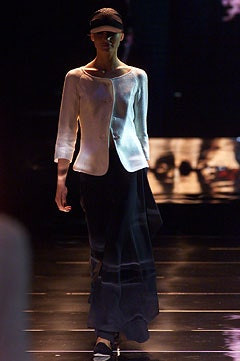 Giorgio Armani fashion show for Spring/Summer 2002