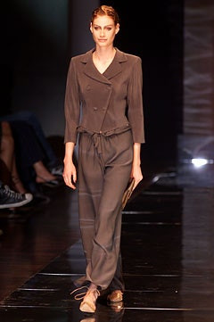 Giorgio Armani fashion show for Spring/Summer 2002
