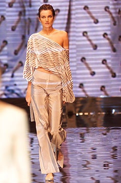 Giorgio Armani fashion show for Spring/Summer 2002