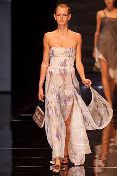 Giorgio Armani fashion show for Spring/Summer 2002