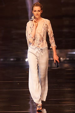 Giorgio Armani fashion show for Spring/Summer 2002