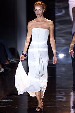 Giorgio Armani fashion show for Spring/Summer 2002