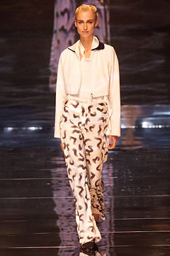 Giorgio Armani fashion show for Spring/Summer 2002