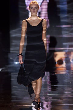 Giorgio Armani fashion show for Spring/Summer 2002