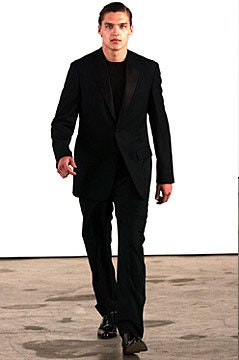 Helmut Lang fashion show for Spring/Summer 2002