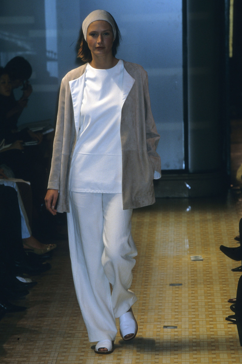 Hermès fashion show for Spring/Summer 2002