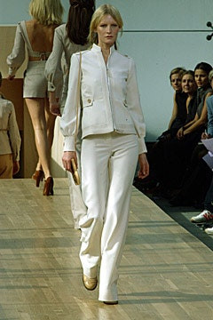 Louis Vuitton fashion show for Spring/Summer 2002
