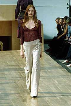 Louis Vuitton fashion show for Spring/Summer 2002