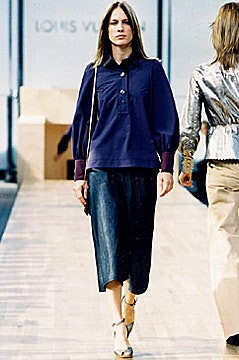 Louis Vuitton fashion show for Spring/Summer 2002