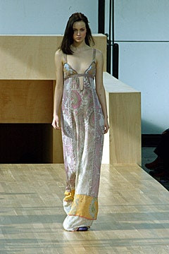 Louis Vuitton fashion show for Spring/Summer 2002