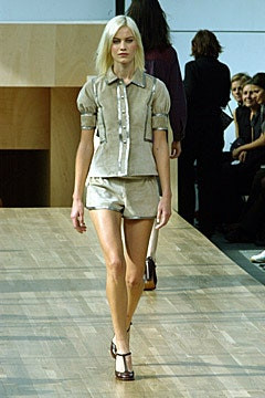 Louis Vuitton fashion show for Spring/Summer 2002
