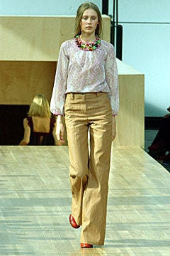 Louis Vuitton fashion show for Spring/Summer 2002