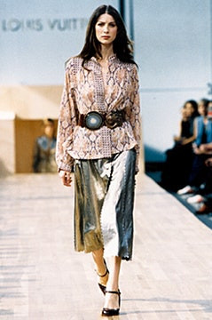 Louis Vuitton fashion show for Spring/Summer 2002