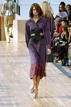 Louis Vuitton fashion show for Spring/Summer 2002